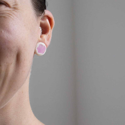 Summer Solstice - roze oorknopje