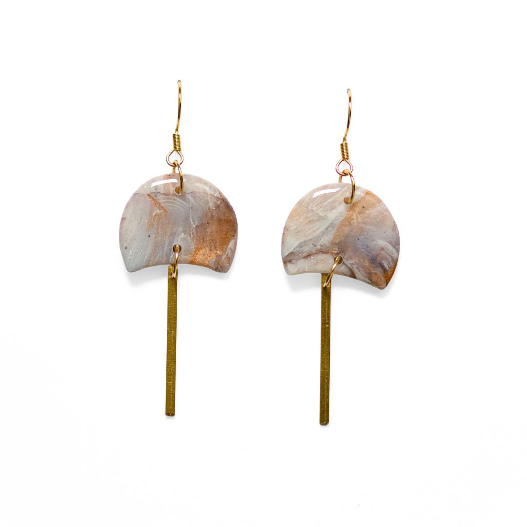 Marble Bloom – handgemaakte pastel oorbellen met marmerlook - 07