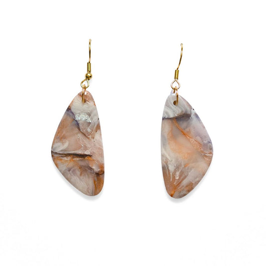 Marble Bloom – handgemaakte pastel oorbellen met marmerlook - 04