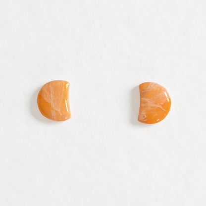 Summer Essentials - oorknopjes maanvormig oranje