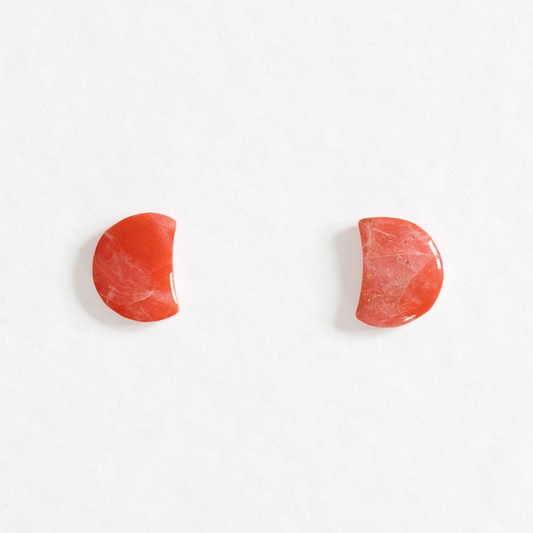 Summer Essentials - oorknopjes maanvormig rood