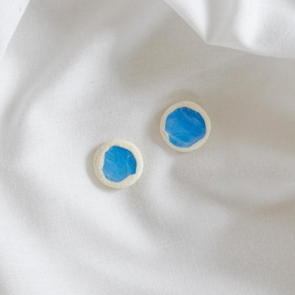 Summer Solstice - donker blauw oorknopje