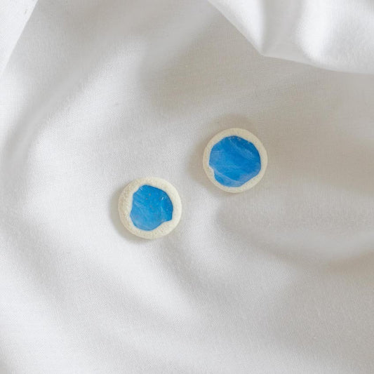 Summer Solstice - donker blauw oorknopje